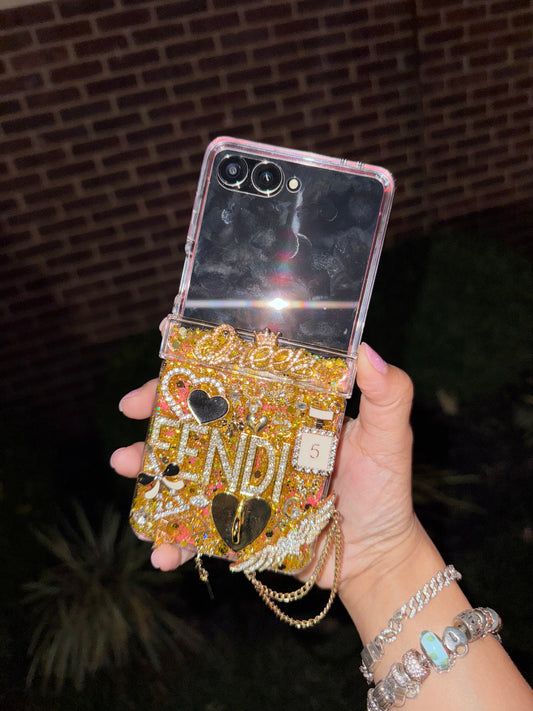 **Ready to Ship** Gold Queen/Fendi Junk Case (ZFlip7)